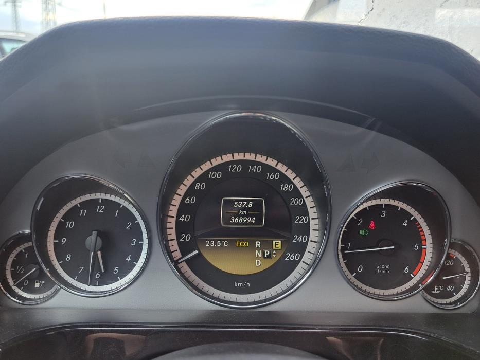 MERCEDES-BENZ E 2012
