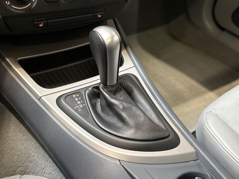 BMW 120 2006