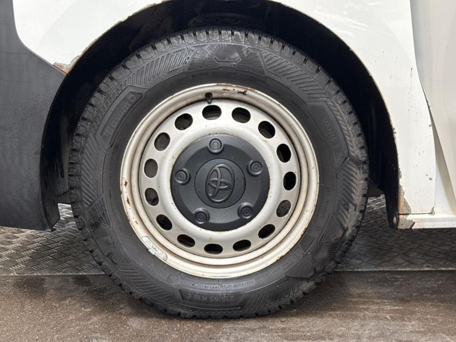TOYOTA Proace 2017