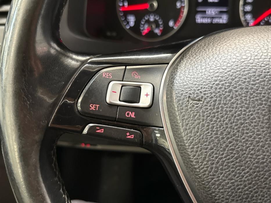 VOLKSWAGEN Transporter 2017