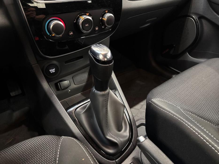 RENAULT Clio 2018
