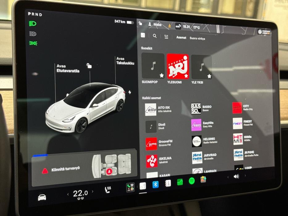 TESLA Model 3 2021