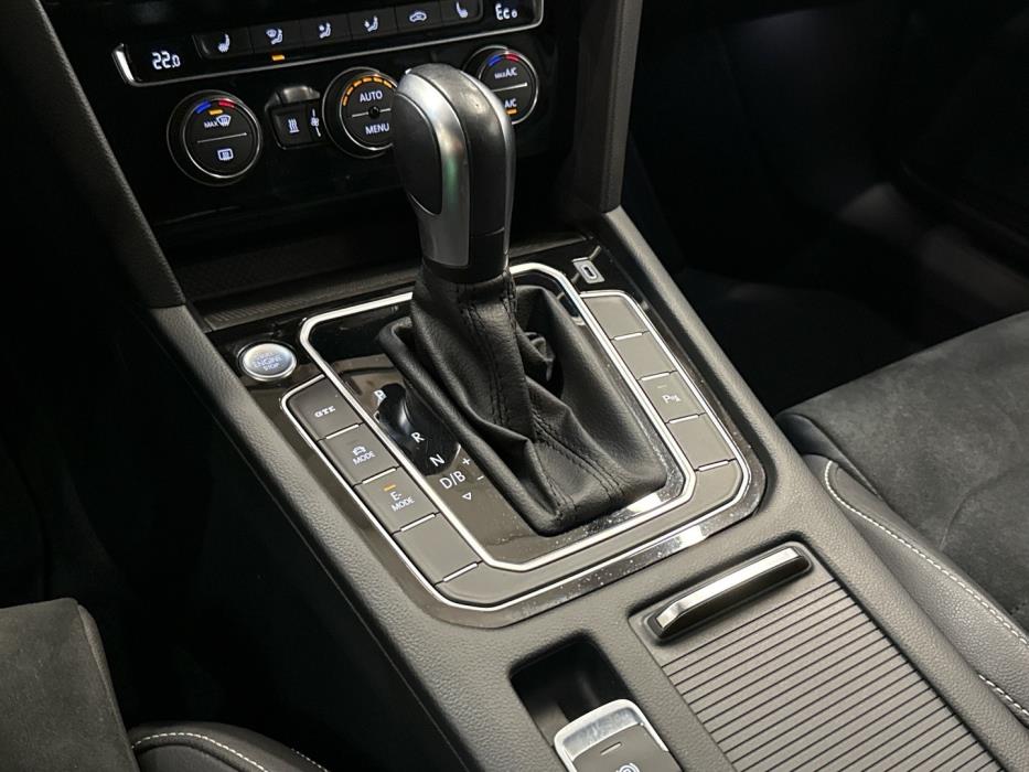 VOLKSWAGEN Passat 2020