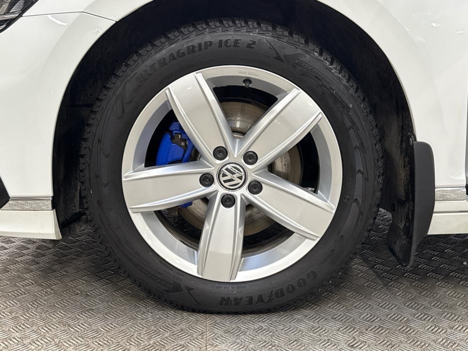 VOLKSWAGEN Passat 2020