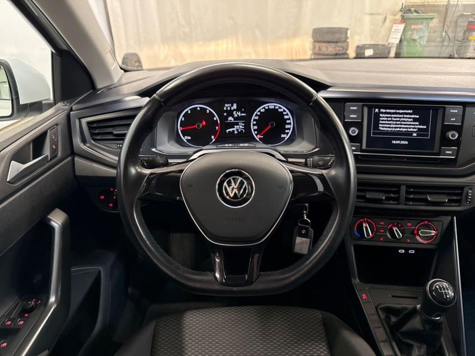 VOLKSWAGEN Polo 2021