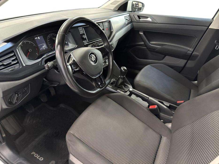 VOLKSWAGEN Polo 2021