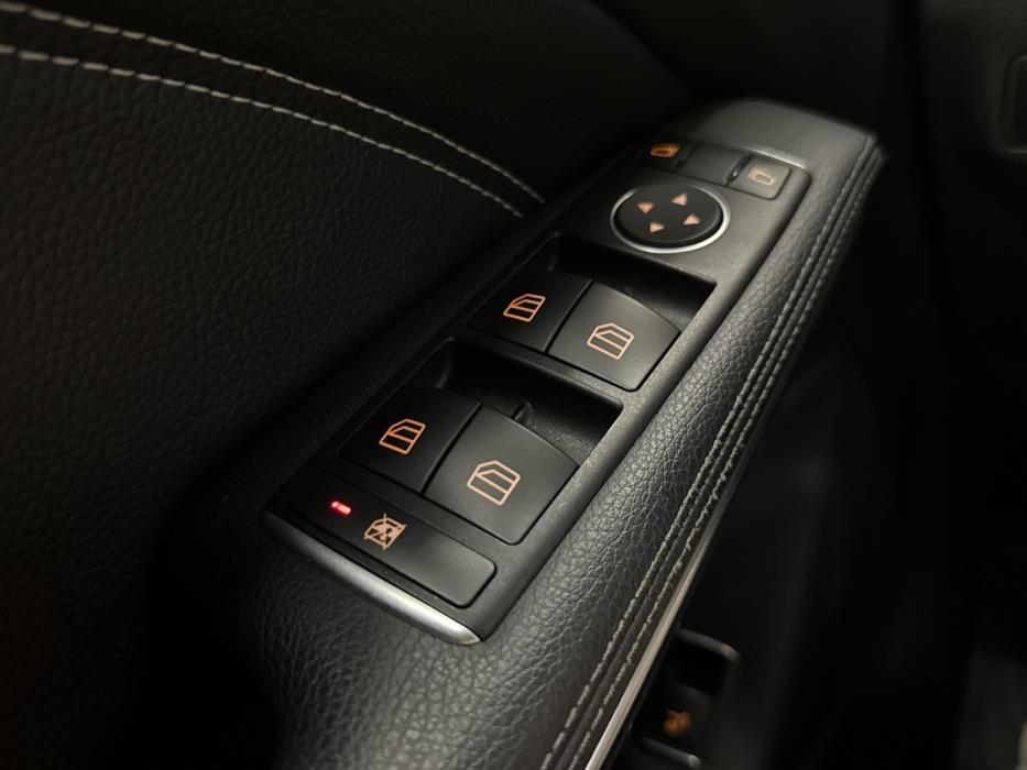 MERCEDES-BENZ CLA 2017