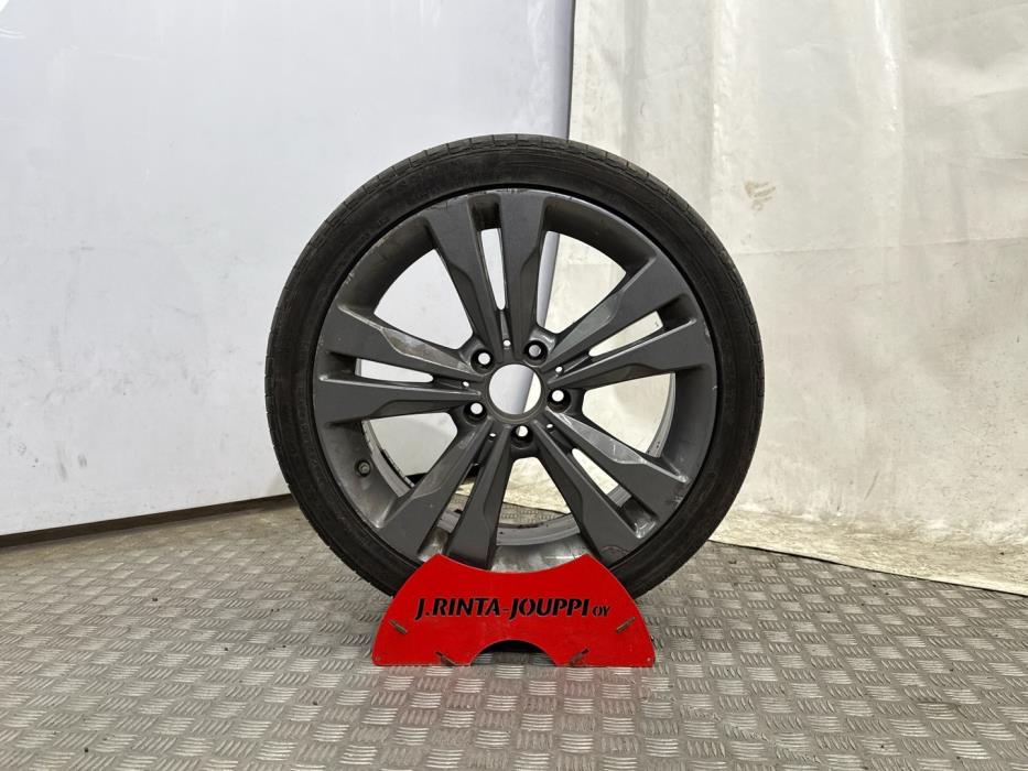 MERCEDES-BENZ CLA 2017