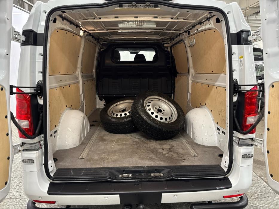MERCEDES-BENZ VITO 2021