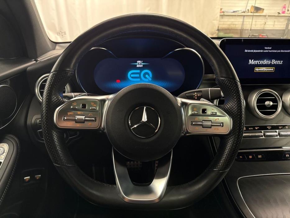 MERCEDES-BENZ GLC 2022