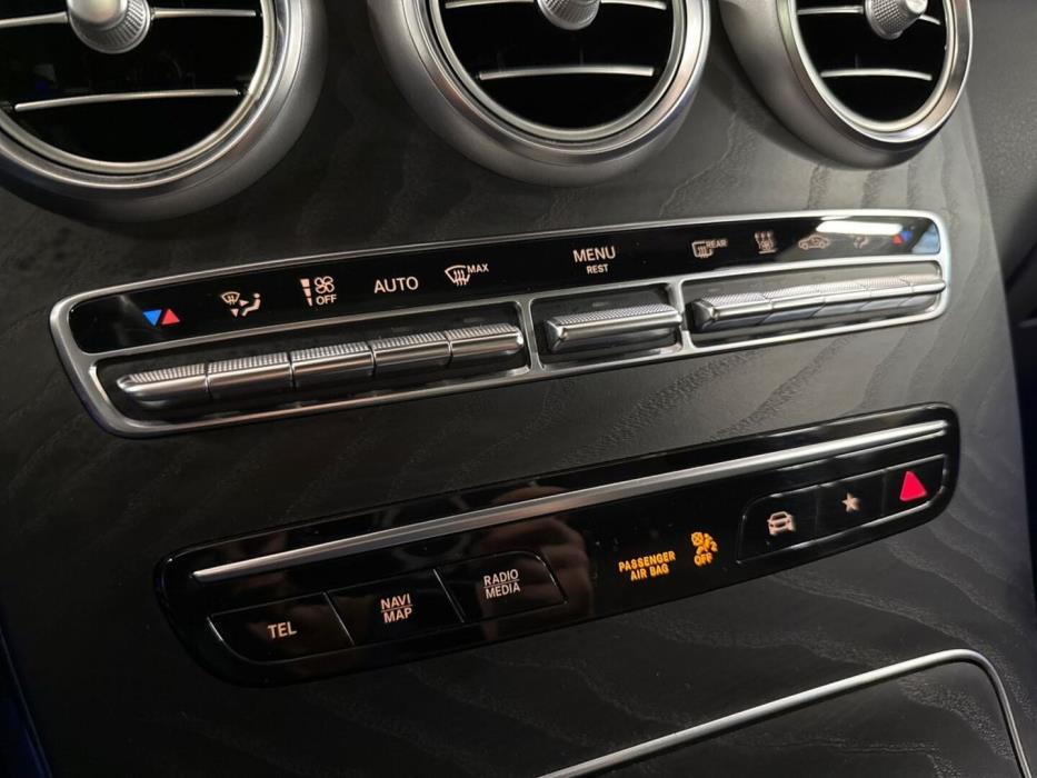 MERCEDES-BENZ GLC 2022