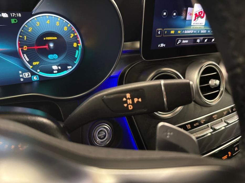 MERCEDES-BENZ GLC 2022