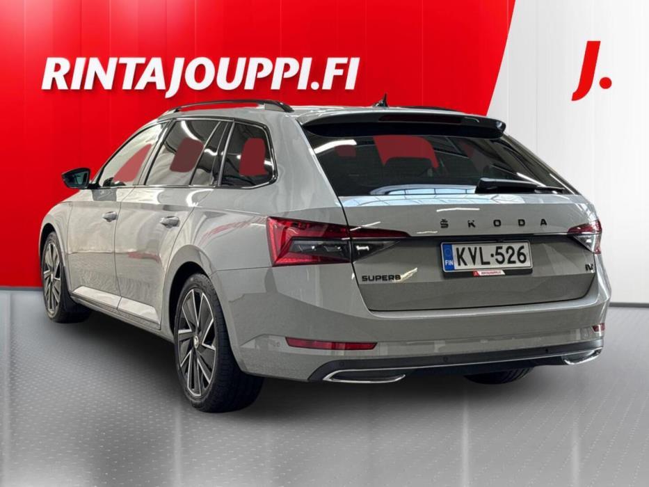 SKODA Superb 2023