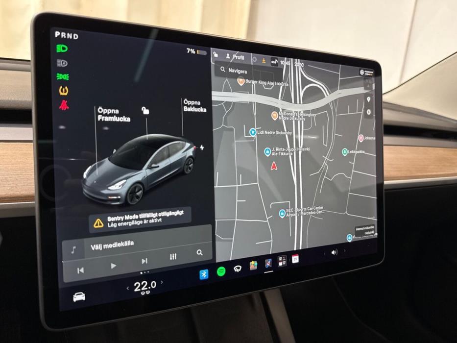 TESLA Model 3 2021