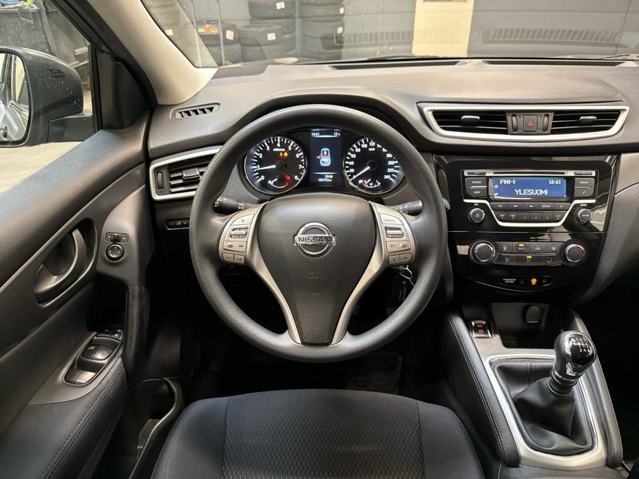 NISSAN Qashqai 2016
