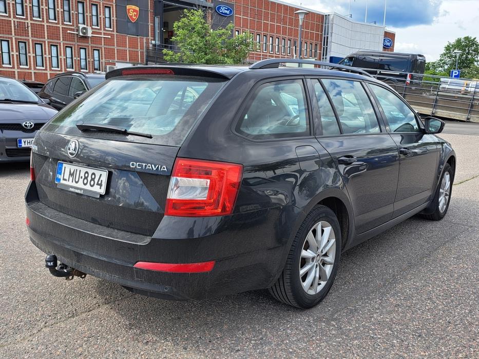 SKODA Octavia 2015