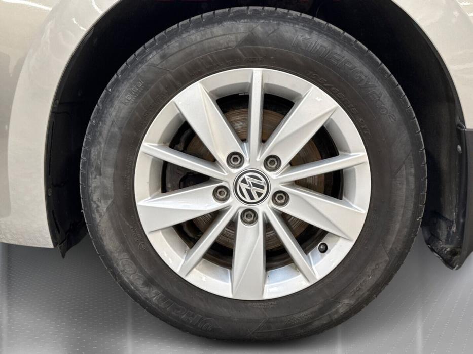 VOLKSWAGEN Golf Sportsvan 2017