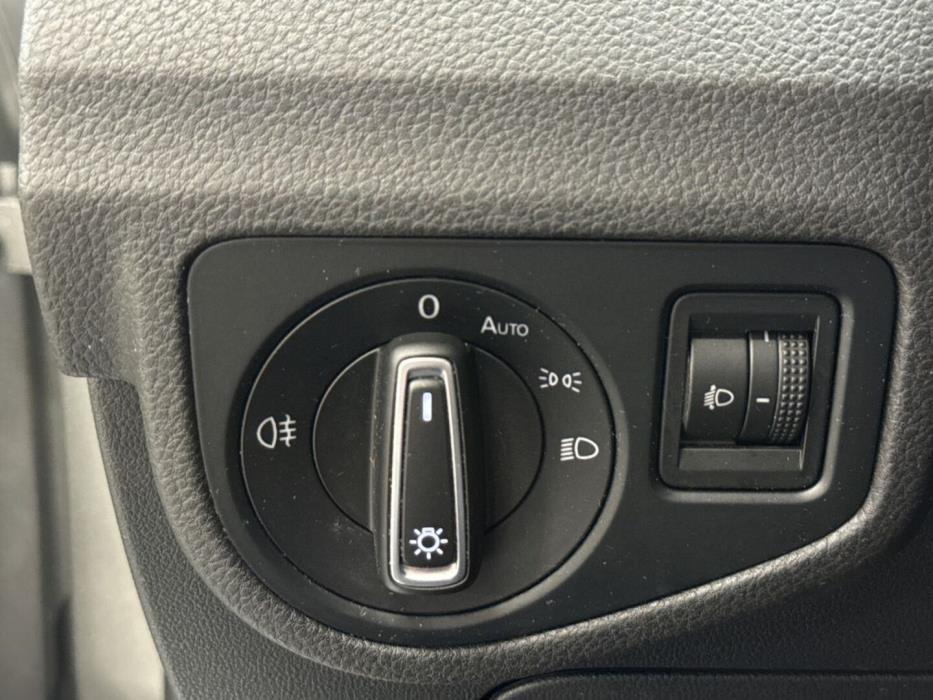VOLKSWAGEN Golf Sportsvan 2017