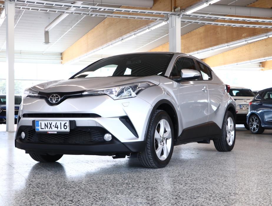 TOYOTA C-HR 2017