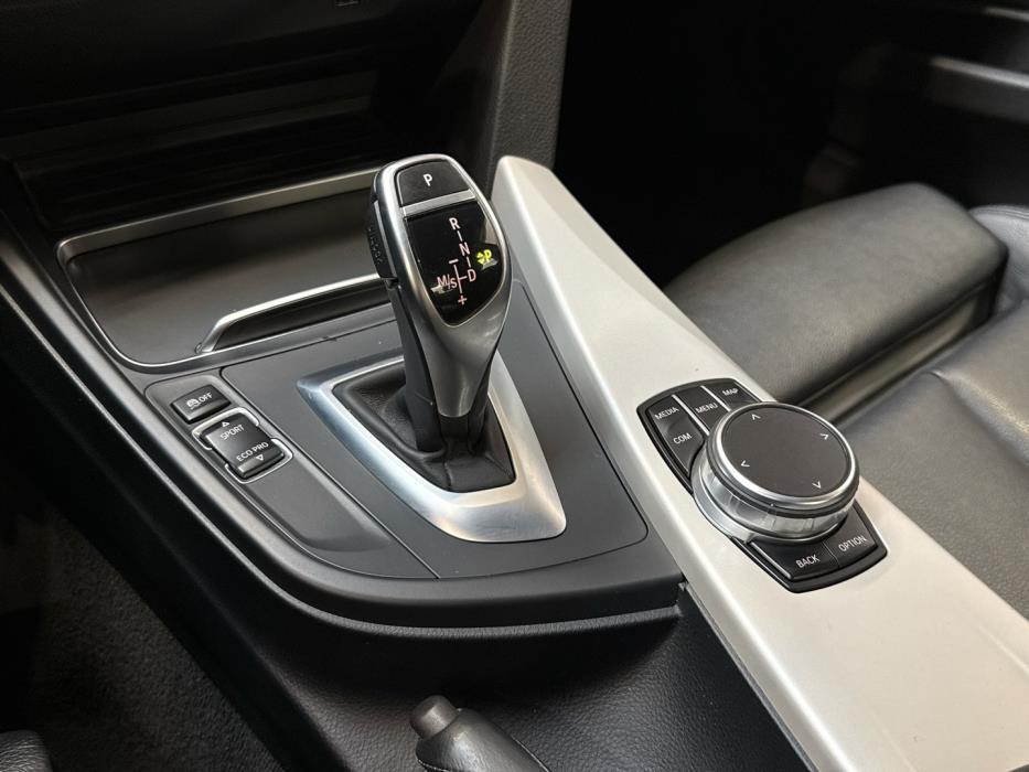 BMW 320 2018