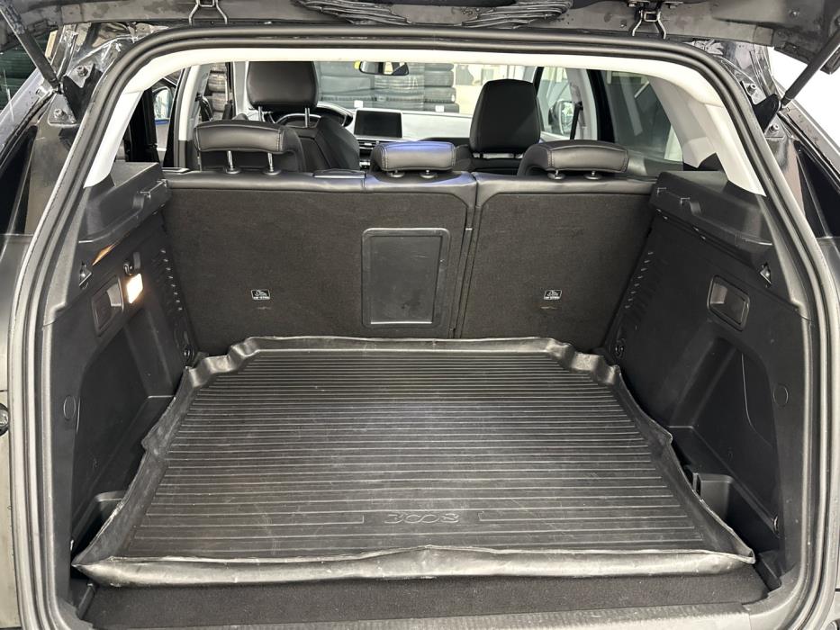 PEUGEOT 3008 2018