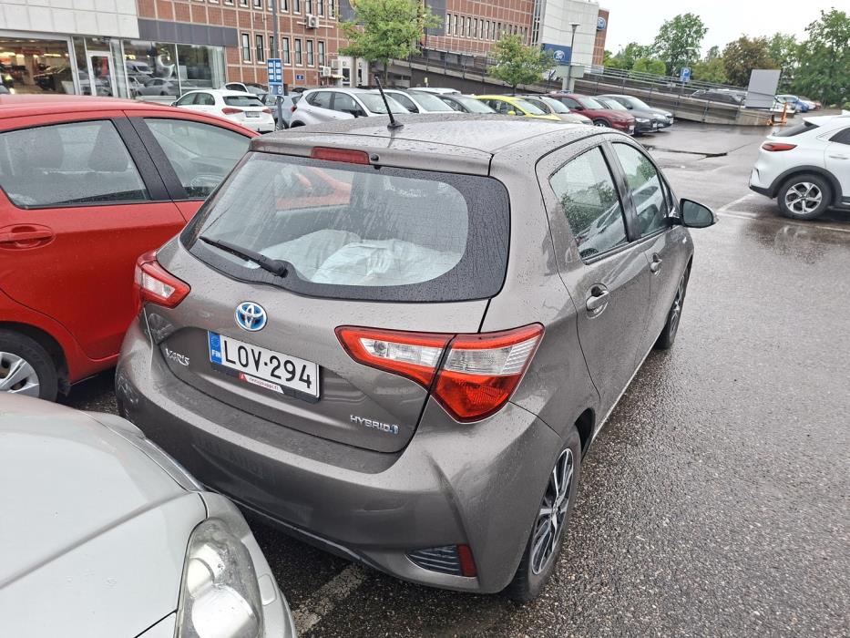 TOYOTA Yaris 2019