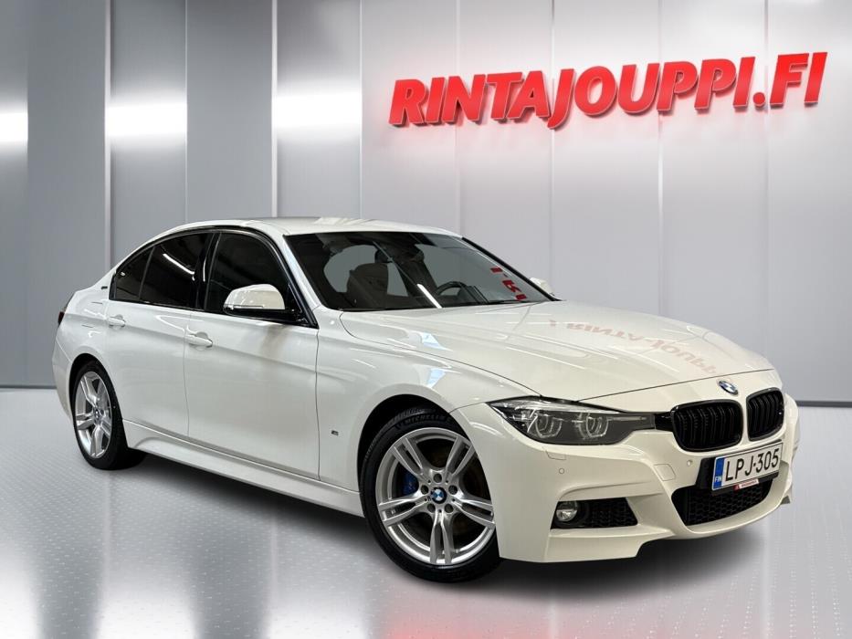 BMW 330 2018