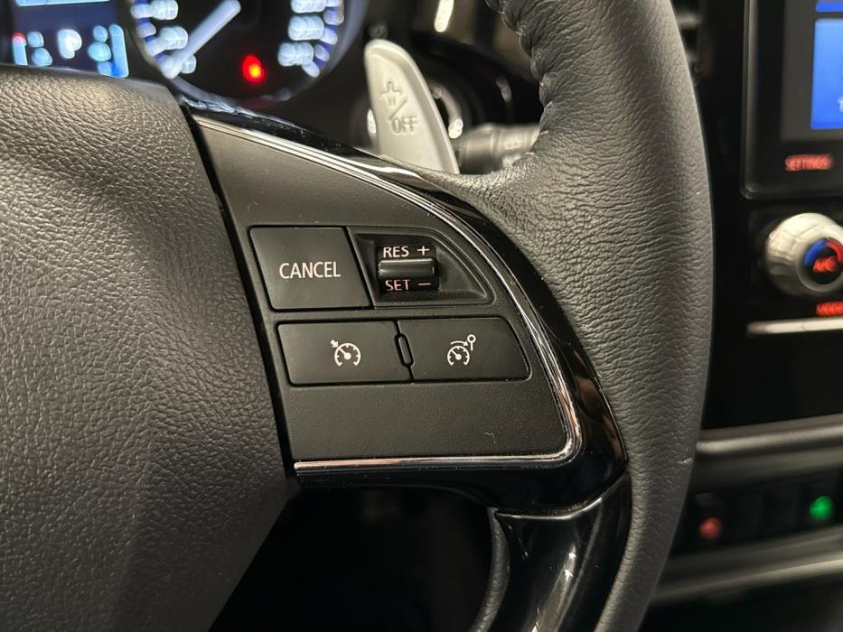 MITSUBISHI Outlander 2021