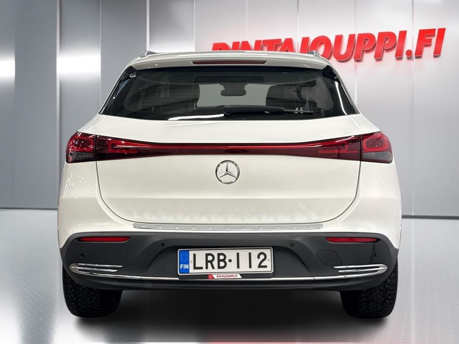 MERCEDES-BENZ EQA 2022