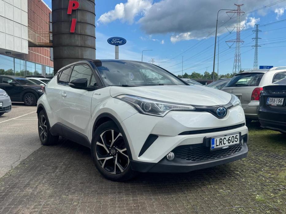 TOYOTA C-HR 2017