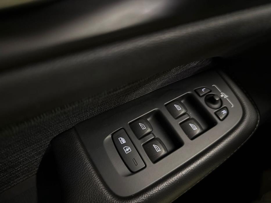 VOLVO V60 2022
