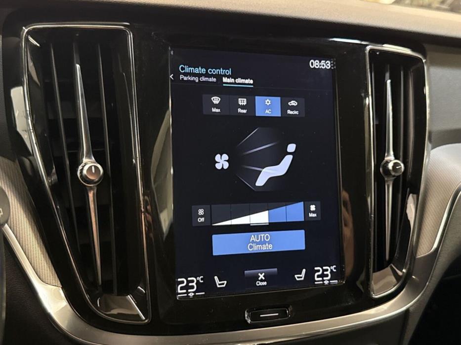 VOLVO V60 2020