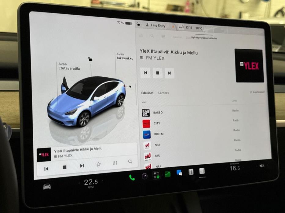 TESLA Model Y 2023