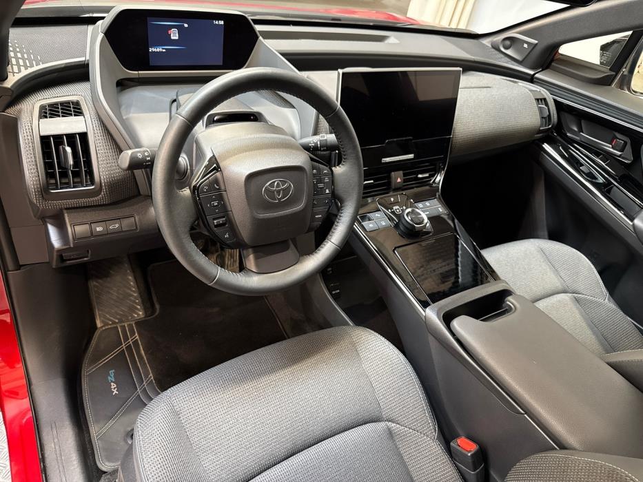 TOYOTA bZ4X 2024