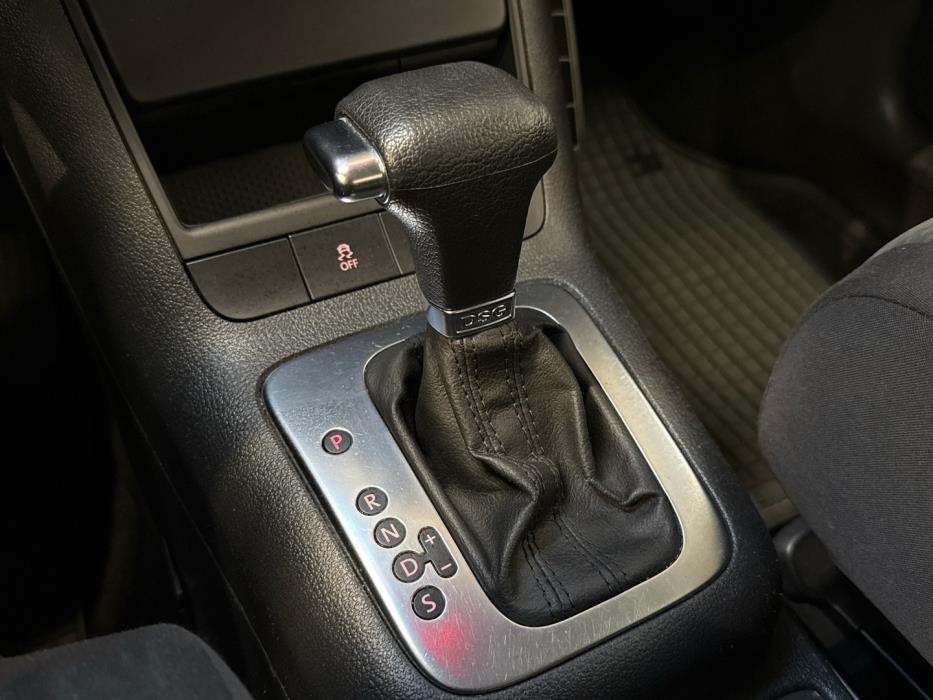 VOLKSWAGEN Golf Plus 2010