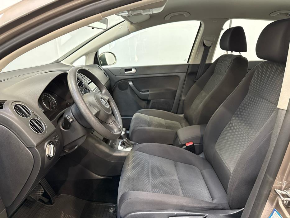 VOLKSWAGEN Golf Plus 2010
