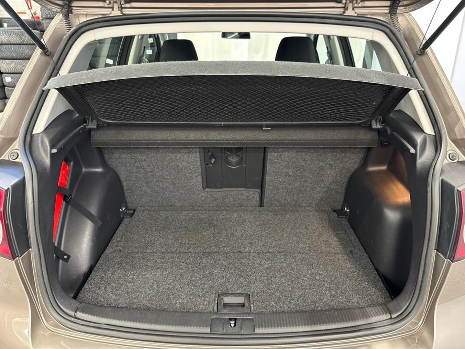 VOLKSWAGEN Golf Plus 2010