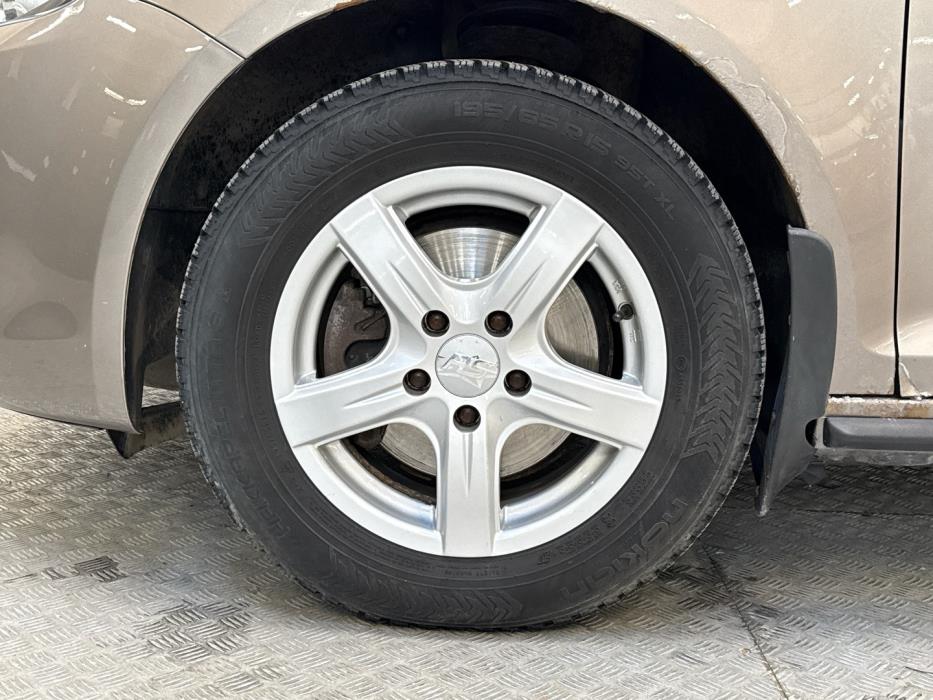 VOLKSWAGEN Golf Plus 2010