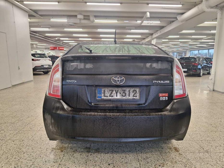 TOYOTA Prius 2012