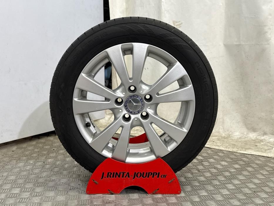 MERCEDES-BENZ C 2012