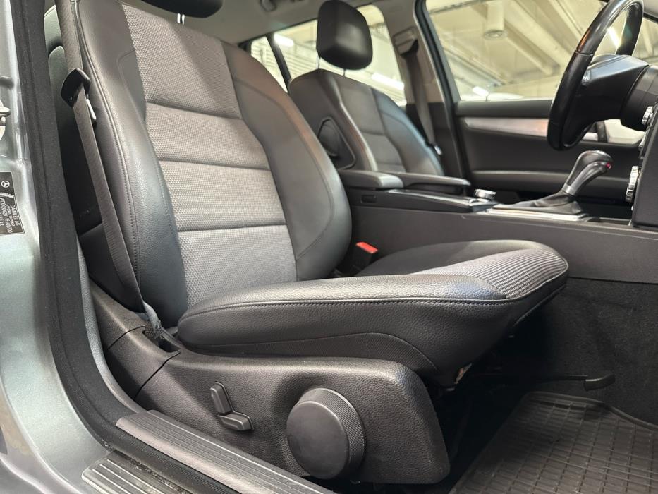 MERCEDES-BENZ C 2011