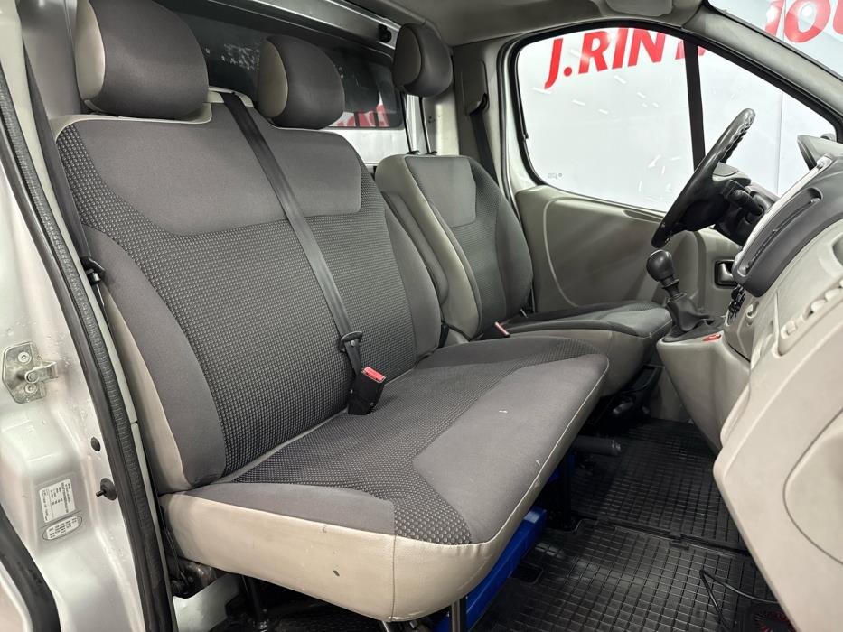 OPEL Vivaro 2011