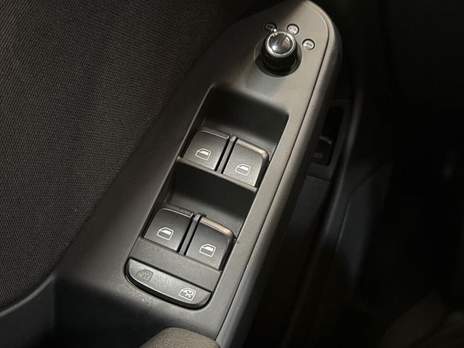 AUDI A4 2011