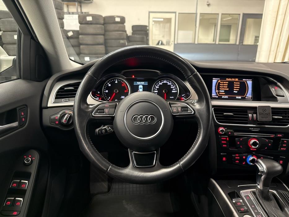 AUDI A4 2012