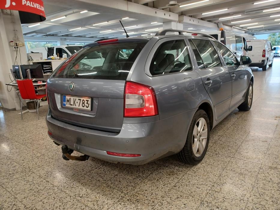 SKODA Octavia 2013