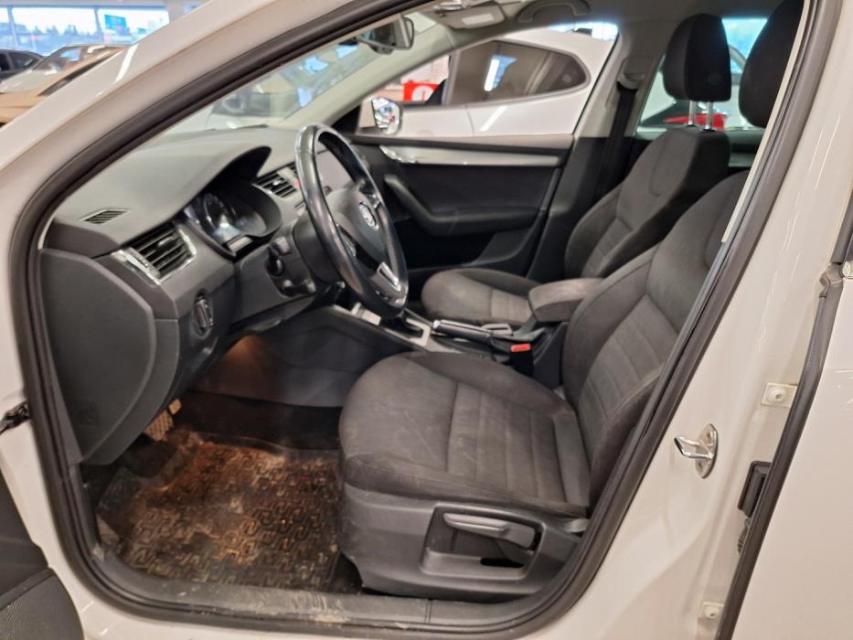 SKODA Octavia 2013