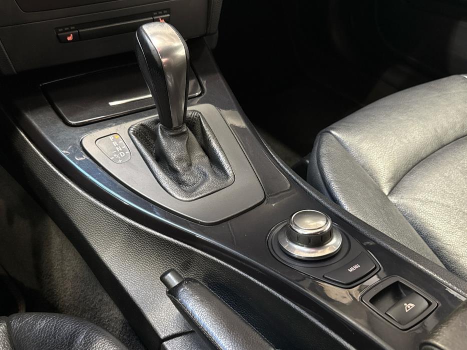 BMW 320 2007