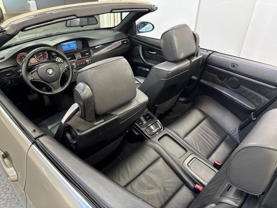 BMW 320 2007