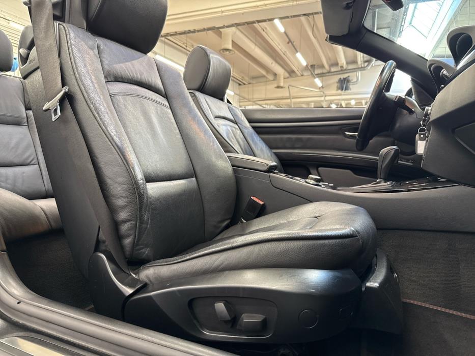BMW 320 2007