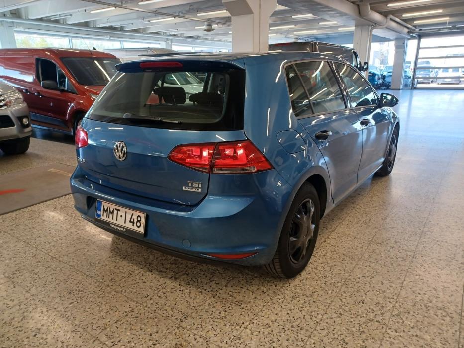 VOLKSWAGEN Golf 2016